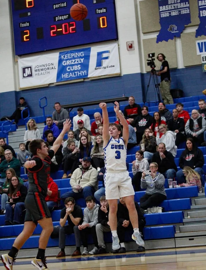 Franklin Cubs Basketball Player Shooting